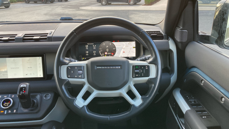 Land Rover Defender 3.0 D250 X-Dynamic SE 110 5dr Auto Diesel Estate